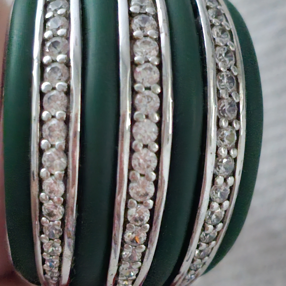 Belle Etoile 925 Silver Elegant Green and Silver Women's Ring - Picture 2 of 8